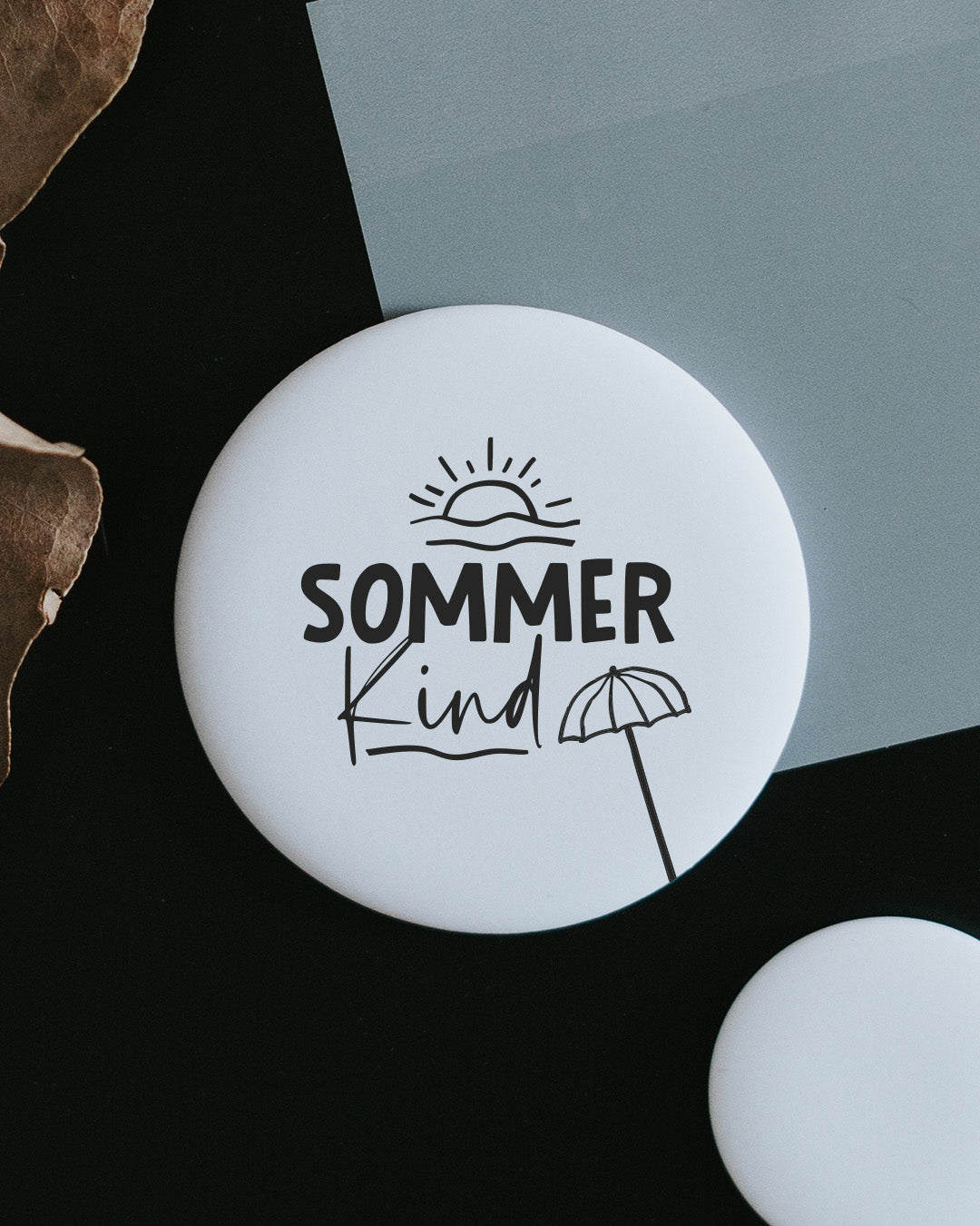 Magnet Sommerkind – Kühlschrankmagnet mit sommerlichem Spruch als Geschenk