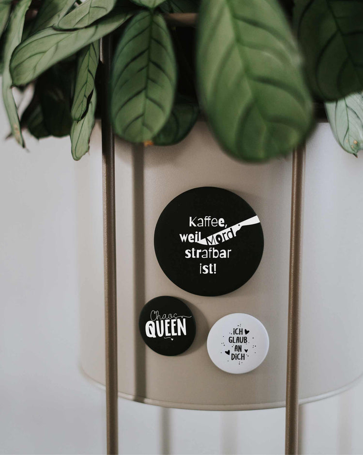 Magnet Chaos Queen – Kühlschrankmagnet mit charmantem Spruch als Geschenk
