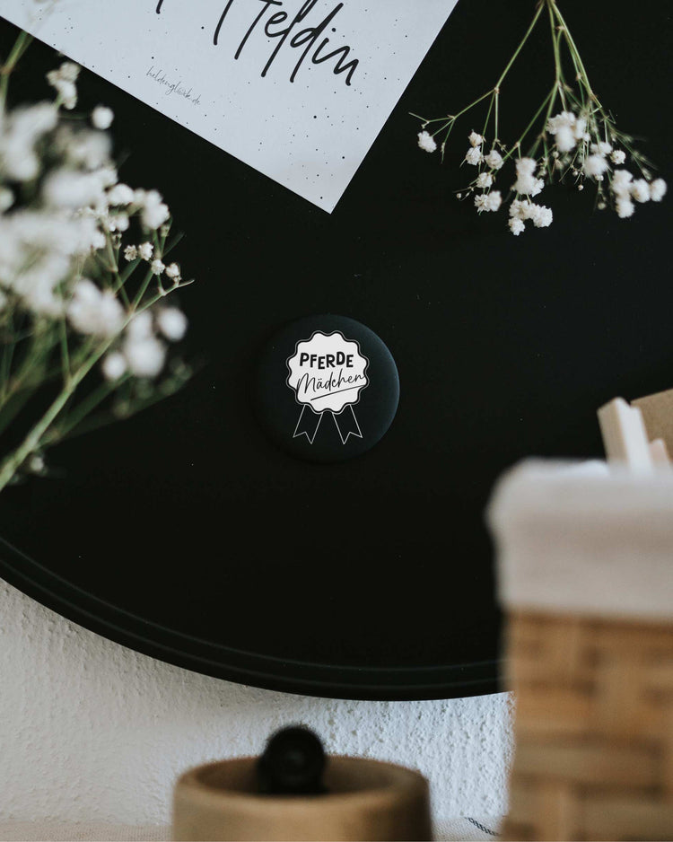 Magnet Pferde Mädchen – großer Kühlschrankmagnet für Pferdefans als Geschenk