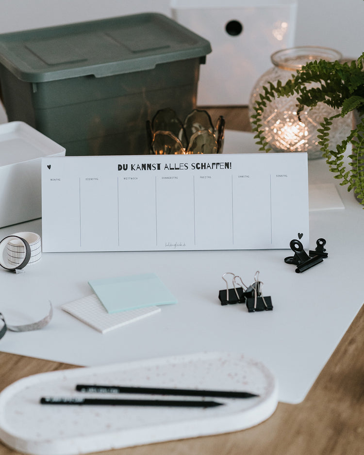 Wochenplaner „Du kannst alles schaffen!“ am Arbeitsplatz – viel Platz für Termine, To-dos und Notizen