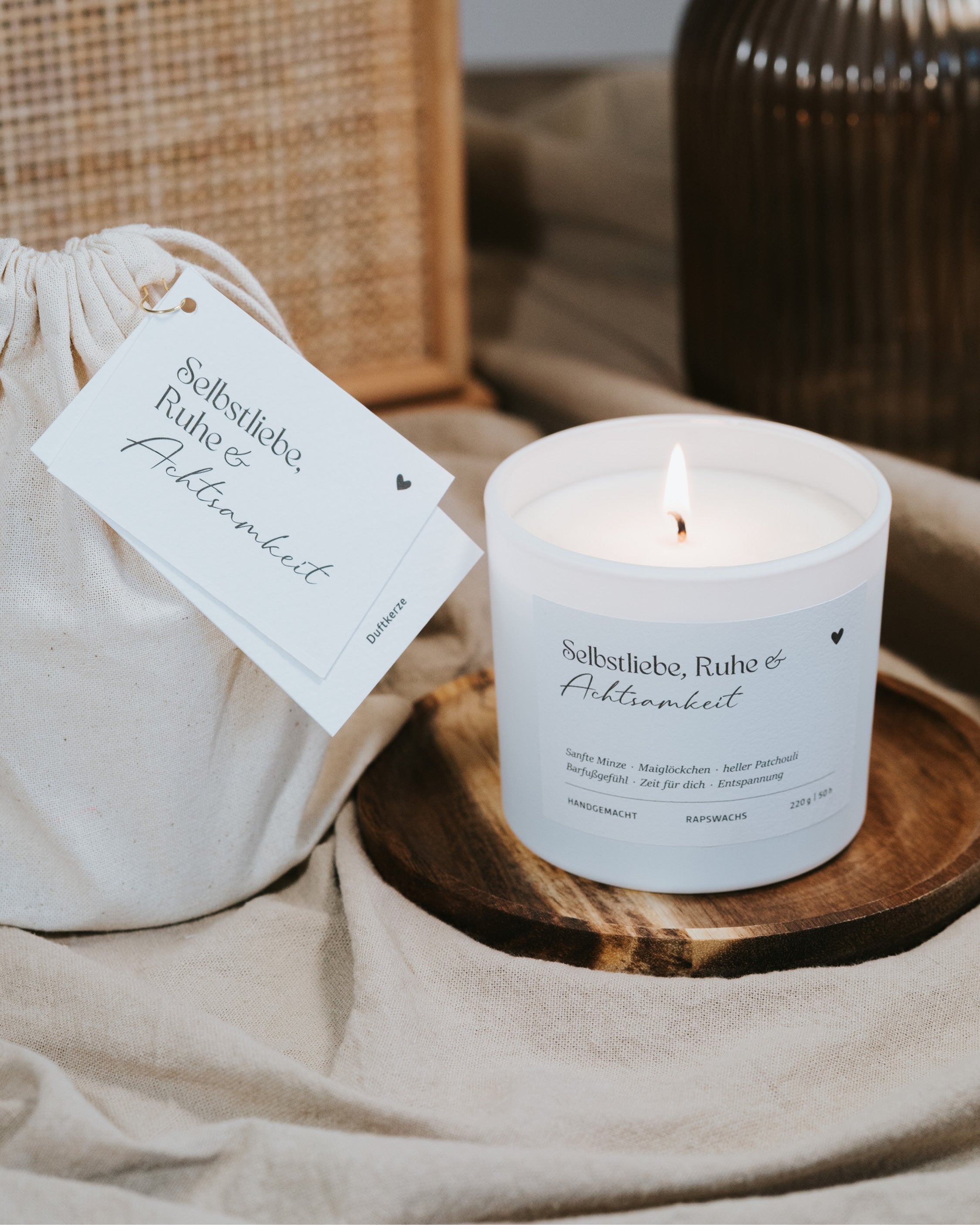 Handgemachte Duftkerze aus Rapswachs – schenkt Ruhe, Wärme und Selbstfürsorge