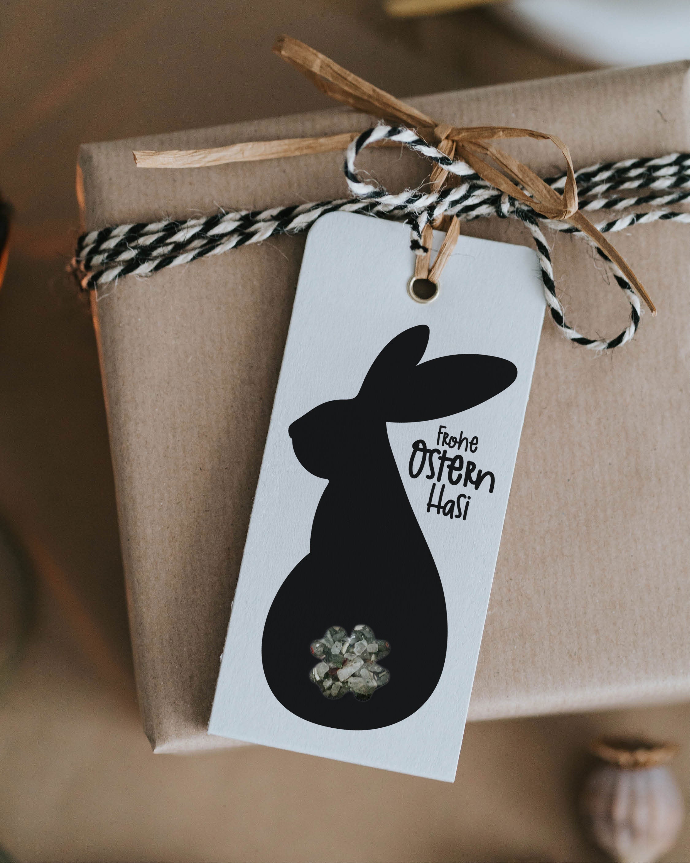 Nachhaltiger Geschenkanhänger zu Ostern mit liebevollem Hasen-Spruch