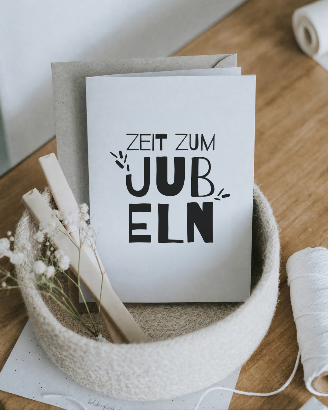 Glückwunschkarte „Zeit zum Jubeln“ – Produktansicht, 125 × 176 mm
