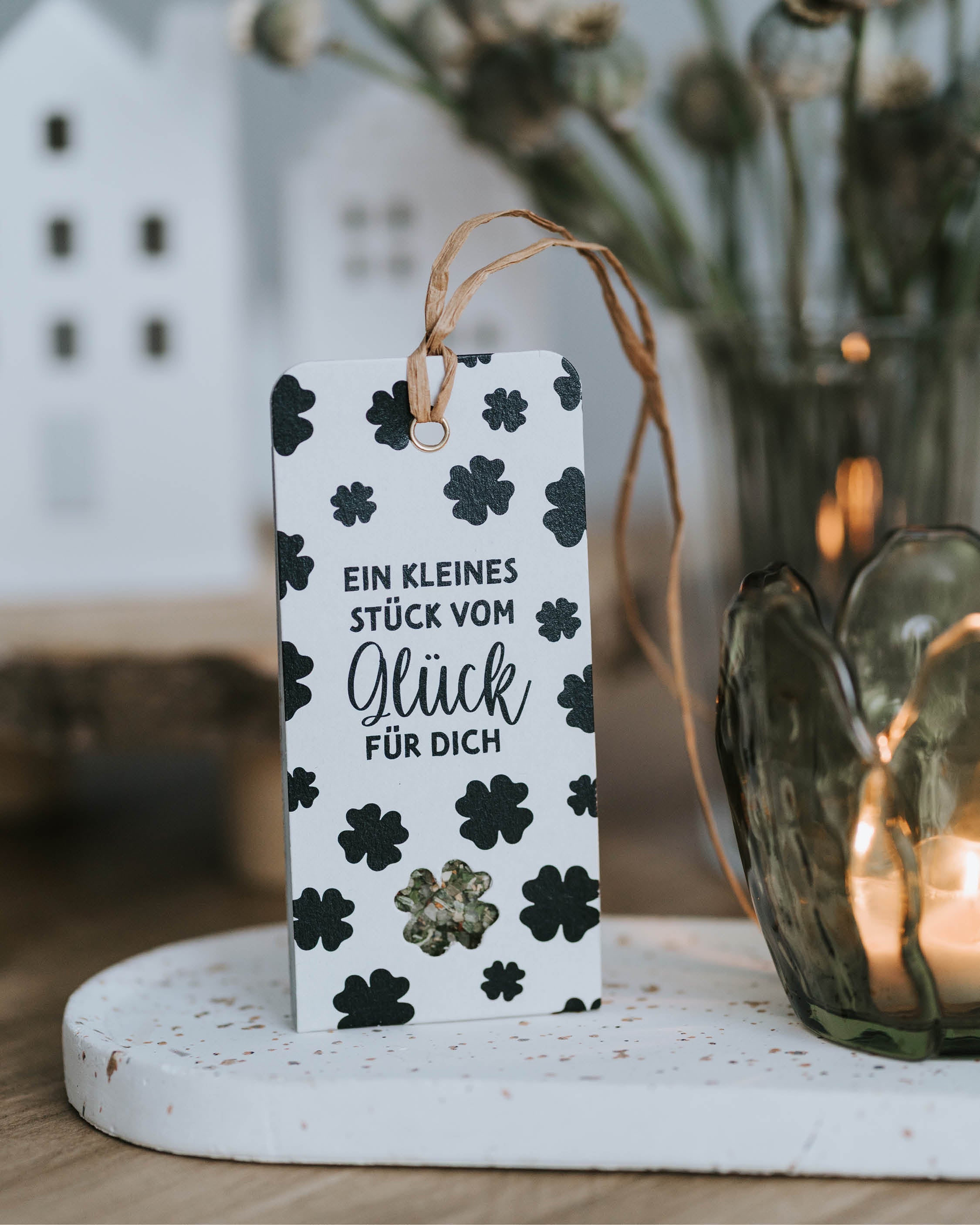 Kleine Aufmerksamkeit für viele Anlässe – Geschenkanhänger mit Glücksspruch und Salz.