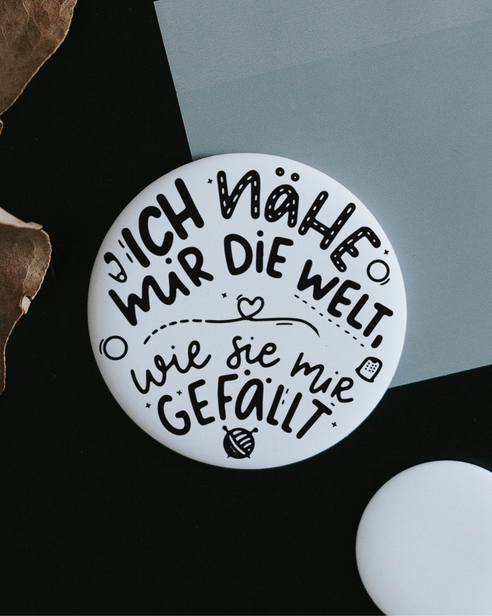 Magnet · Ich nähe mir die Welt · groß - Heldenglück für Händler