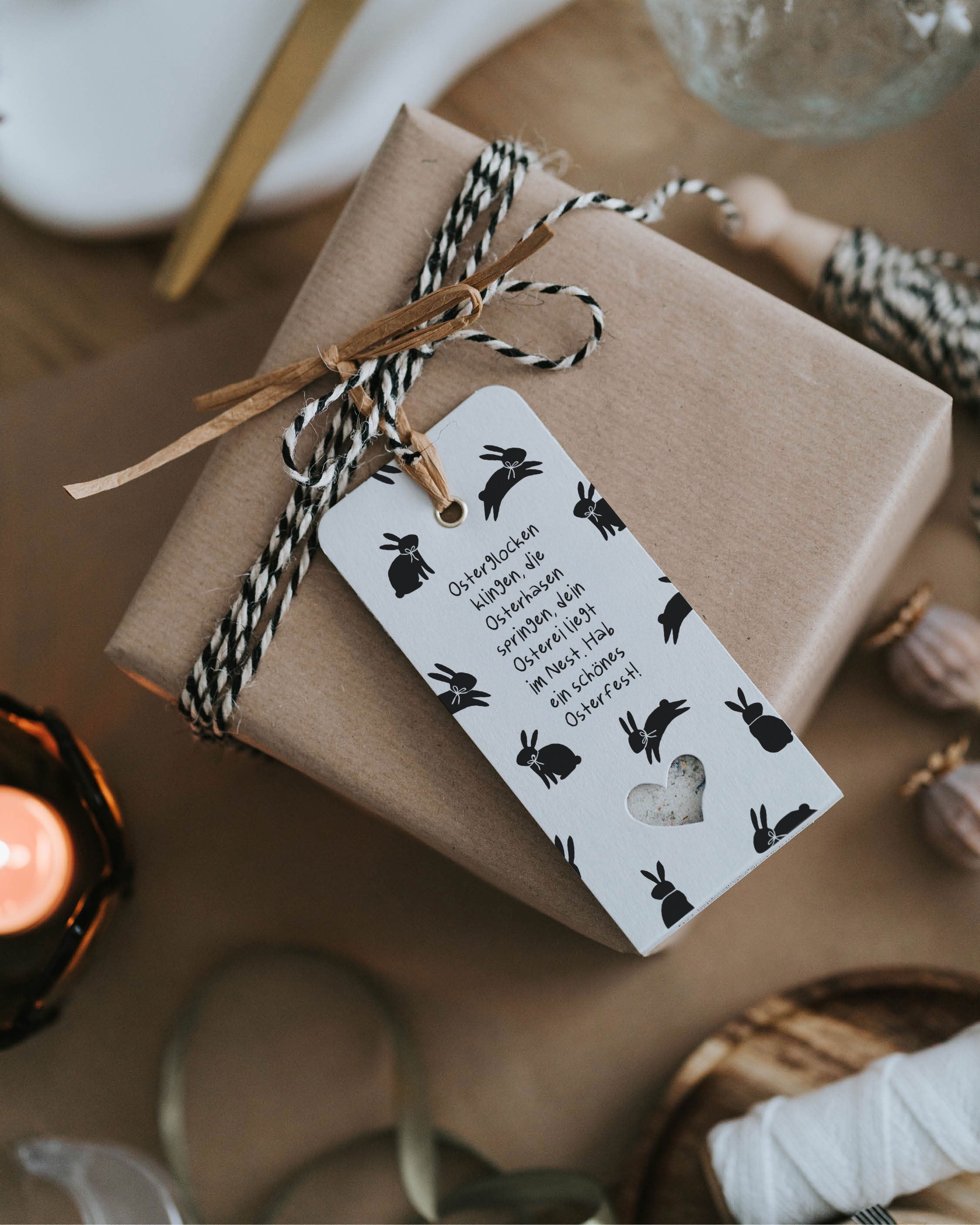 Frühlingshafter Osteranhänger mit Blütensalz und herzlicher Botschaft