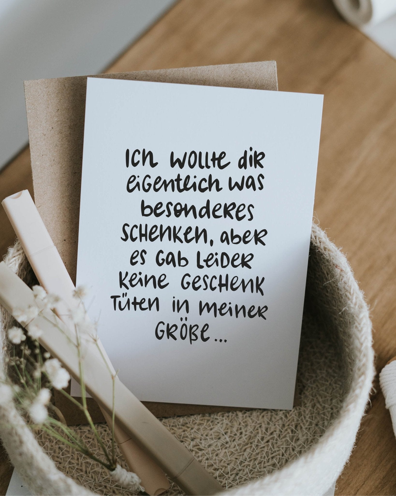 Postkarte · Geschenktüte - B2B Heldenglück