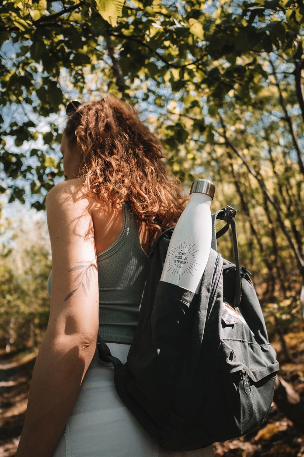 Flasche · Die Welt · 14,95 € / Stk. (UVP 29,90 €) - Heldenglück